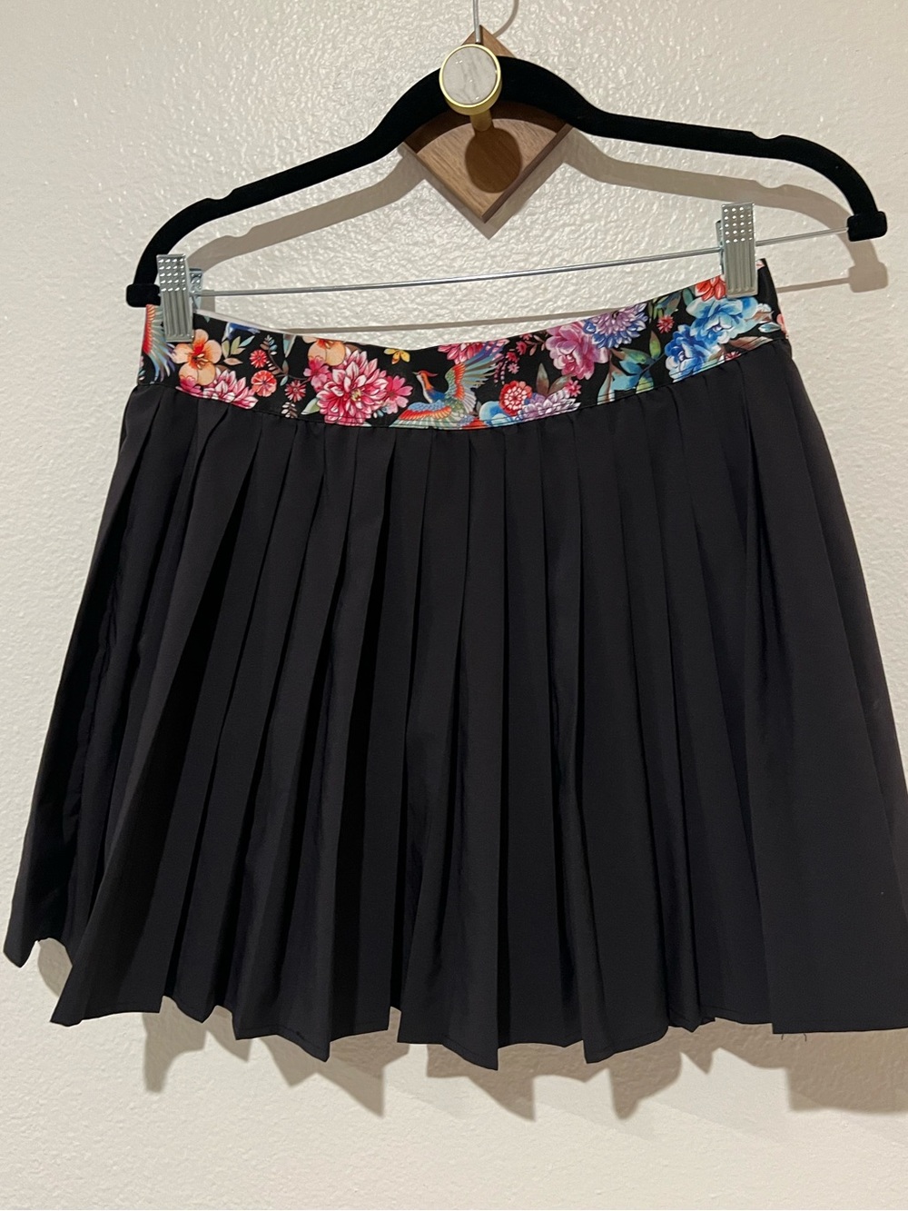 Johnny Was Bee Active Black Pleated Tennis Skirt